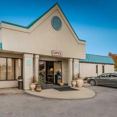 Horseshoe Curve Lodge Алтуна Екстериор снимка