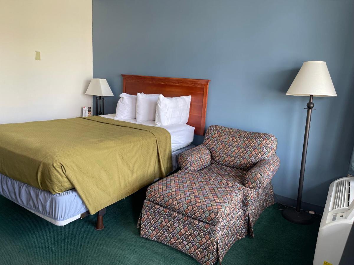 Horseshoe Curve Lodge Алтуна Екстериор снимка
