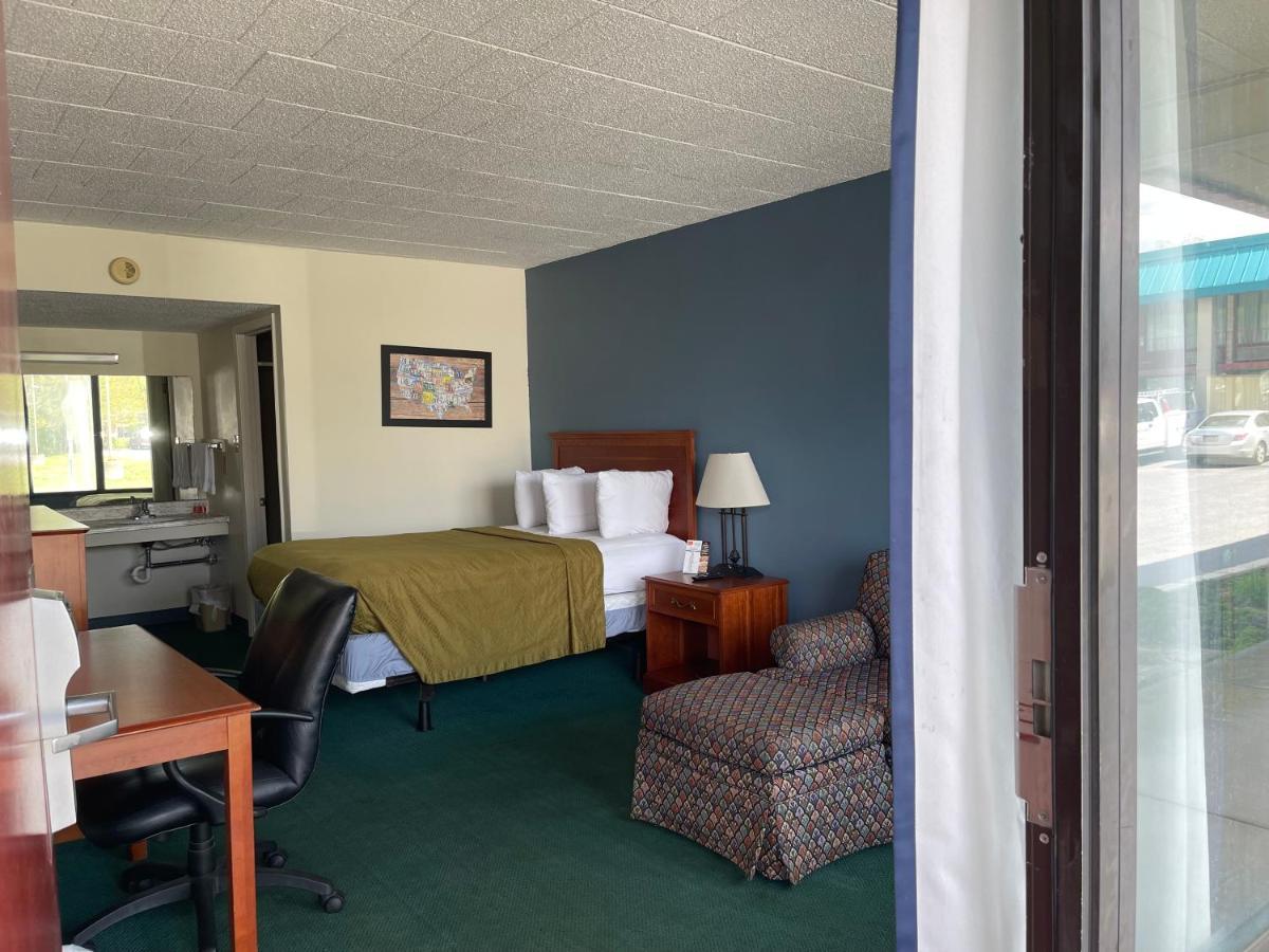Horseshoe Curve Lodge Алтуна Екстериор снимка