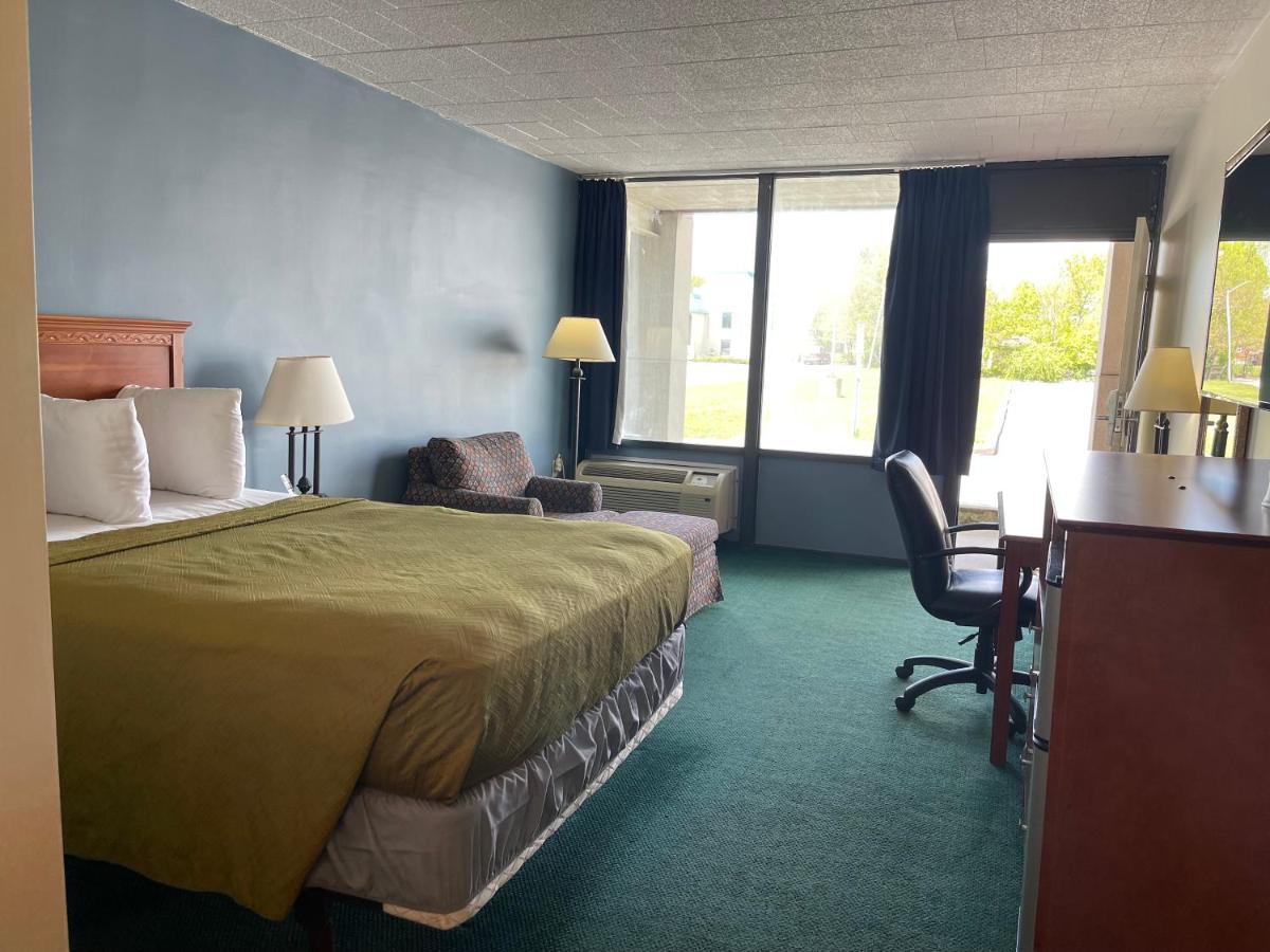 Horseshoe Curve Lodge Алтуна Екстериор снимка